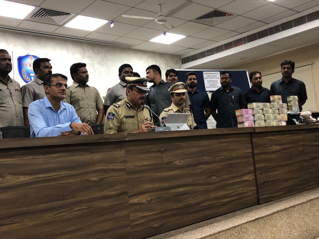 ﻿Police Seize Rs.90 Lakh Unaccounted Money; Arrest Four Persons ...